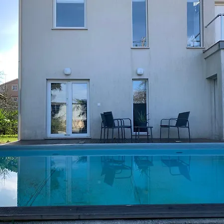The White House Villa